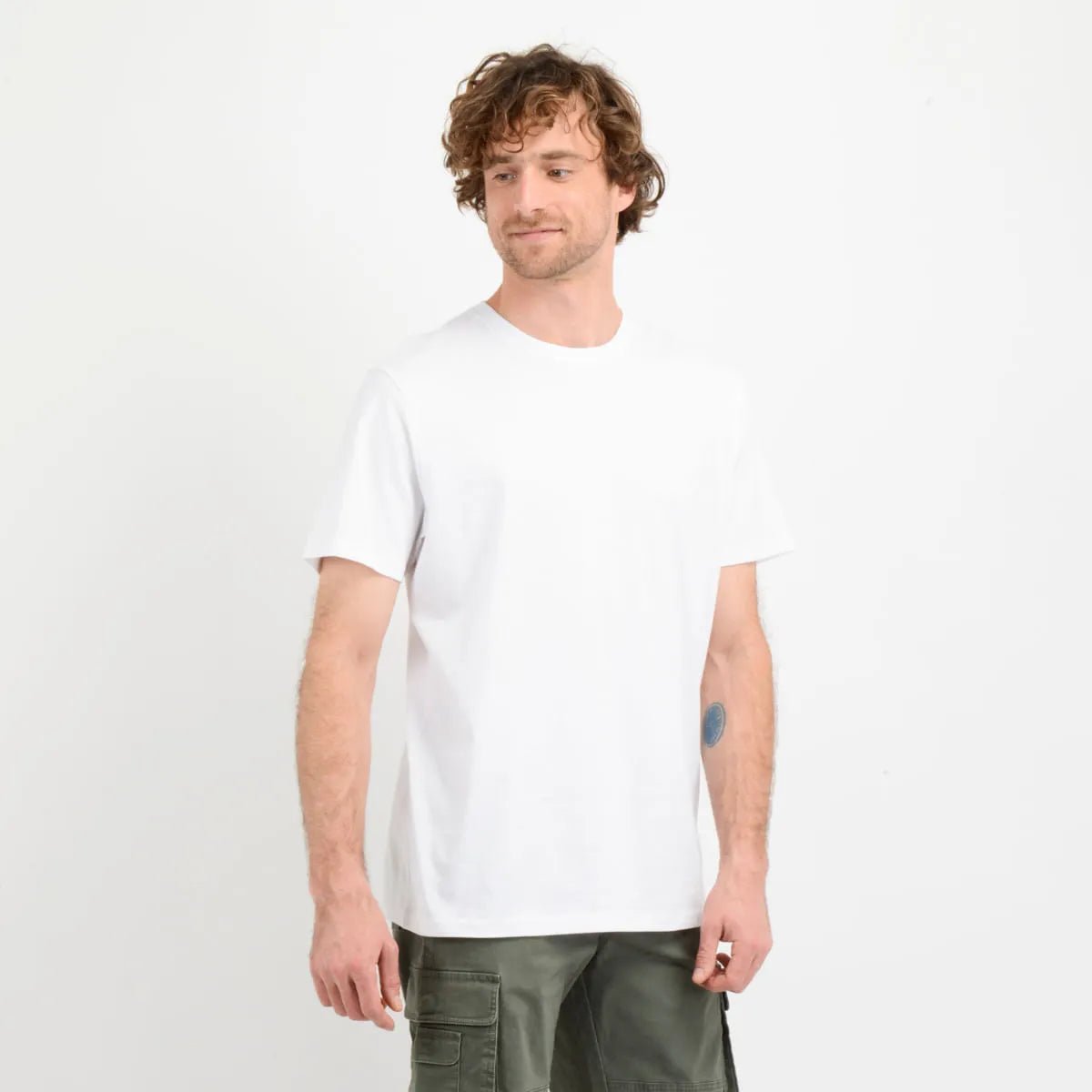 Polera manga corta east cliff basic blanco