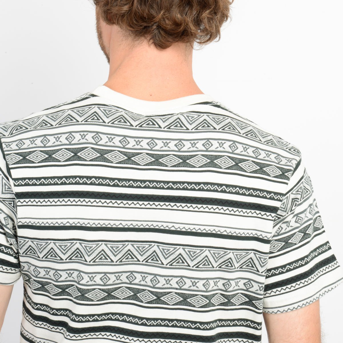 Polera Manga Corta Ikat Jacquard Oneill