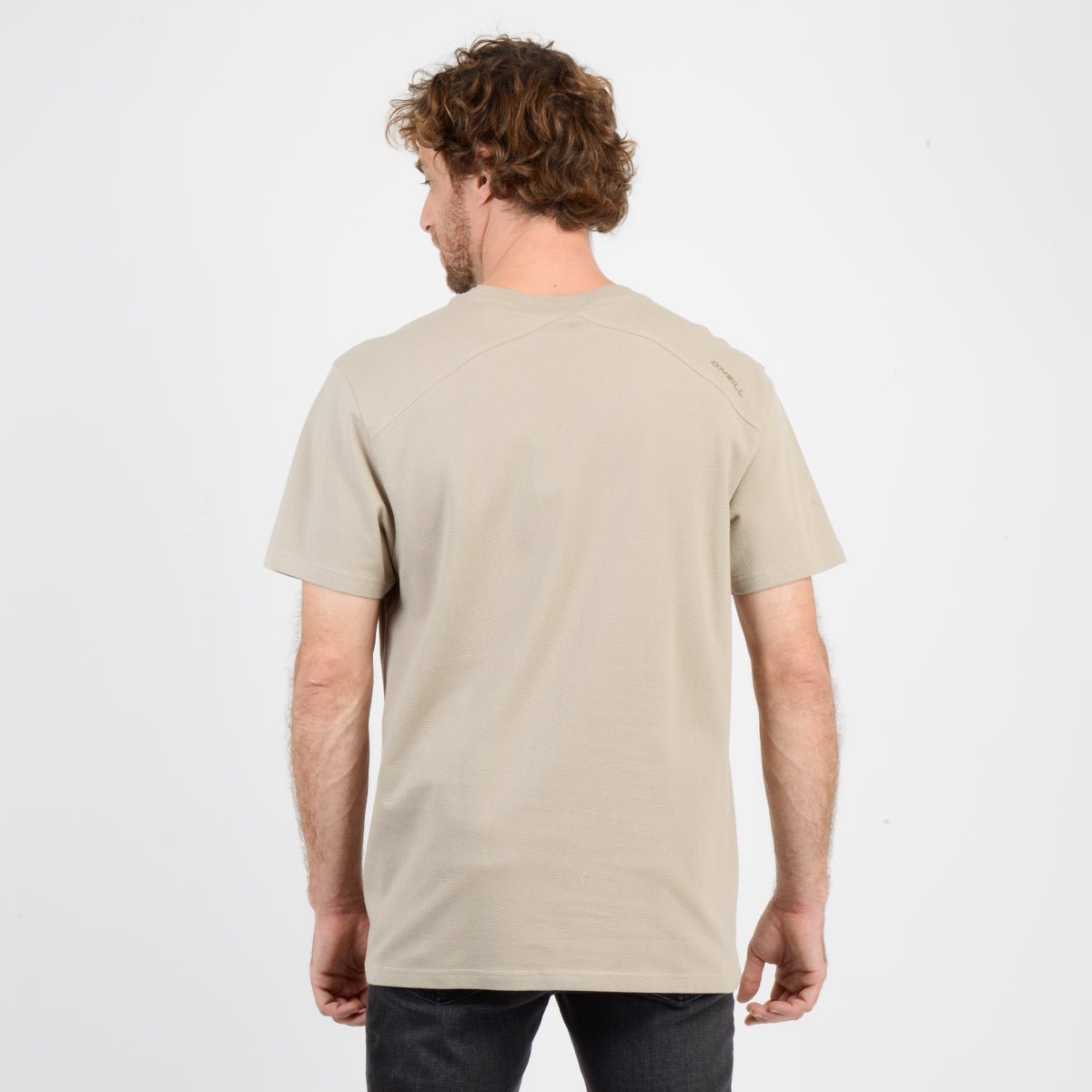 Polera Manga Corta Mythic Tee Oneill